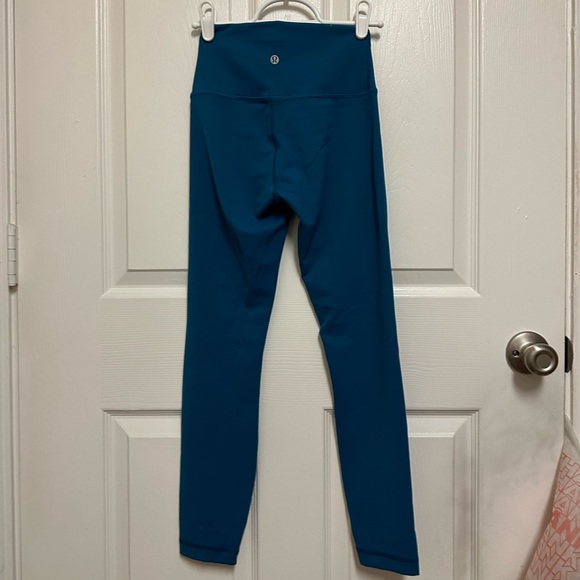 Lululemon Wunder Under Leggings 25” Sz 4 - Picture 3 of 3